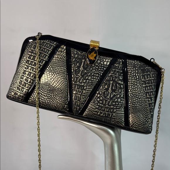 Handbags - Vintage Elegant Snakeskin and Black Patent Leather Clutch